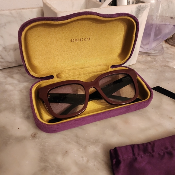 Gucci Purple Sunglasses with Case - Picture 2 of 6